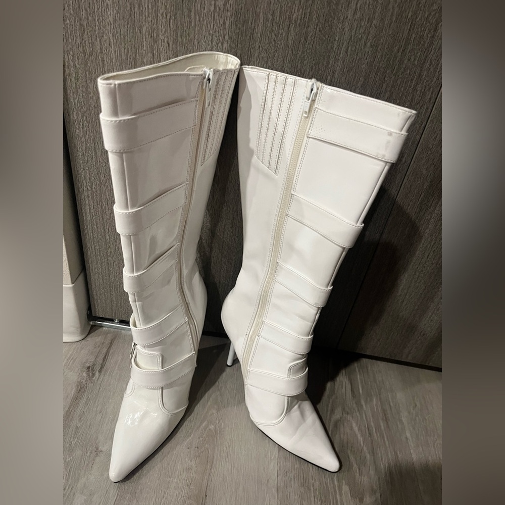 Chic White Knee-High Heeled Boots, exotic, costume